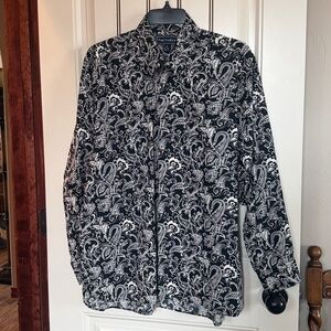 Paul Fredrick 100% Cotton Black/White Paisley High End Shirt Button Down Collar.